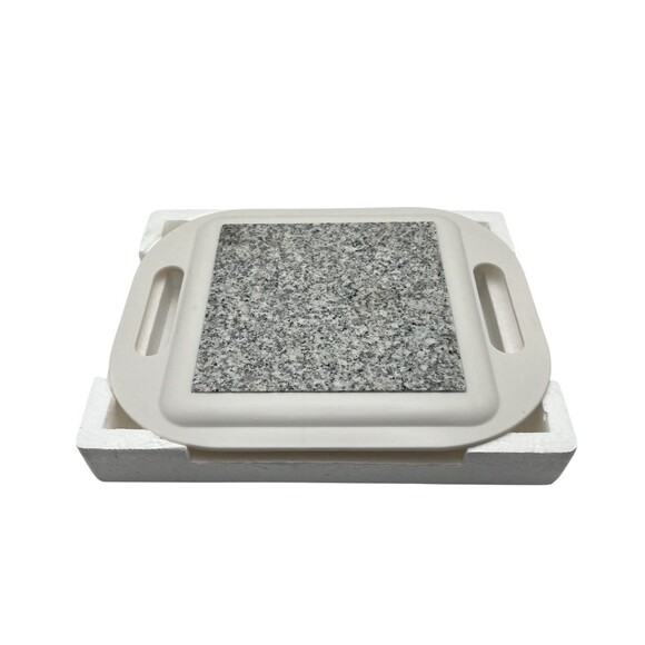 Vintage Microwaveable Hot Plate The Original Keep It Hot As Seen On TV In Box - Picture 2 of 4